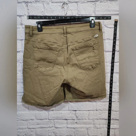 Lucky Brand green shorts with minor distresses details and subtle fray Size 14W - Picture 2 of 7